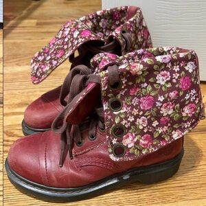 Floral womens Boots with Fold-Over Design